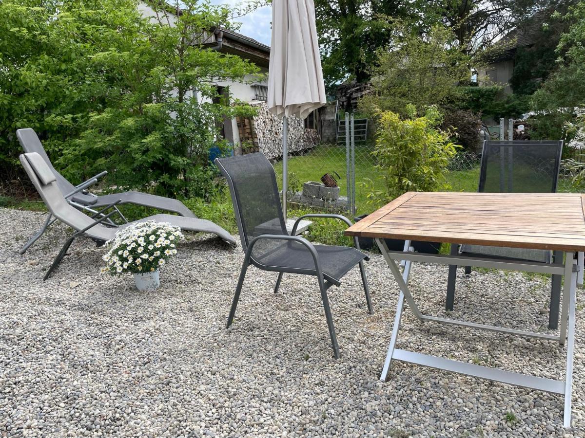 Am Weinberg - Stilvoll, Ruhig, Zum Wohlfuehlen Daire Pfaffenweiler Dış mekan fotoğraf